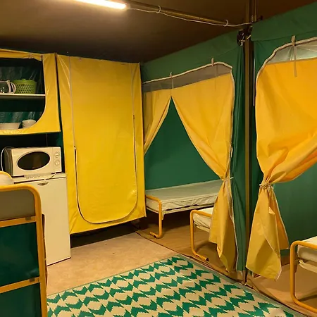 Le Faucon D'or Campingplatz