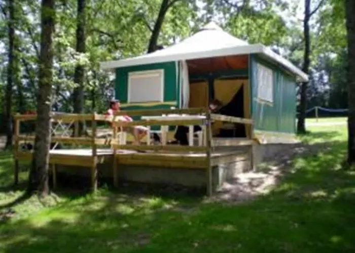 Camping Le Faucon D'or